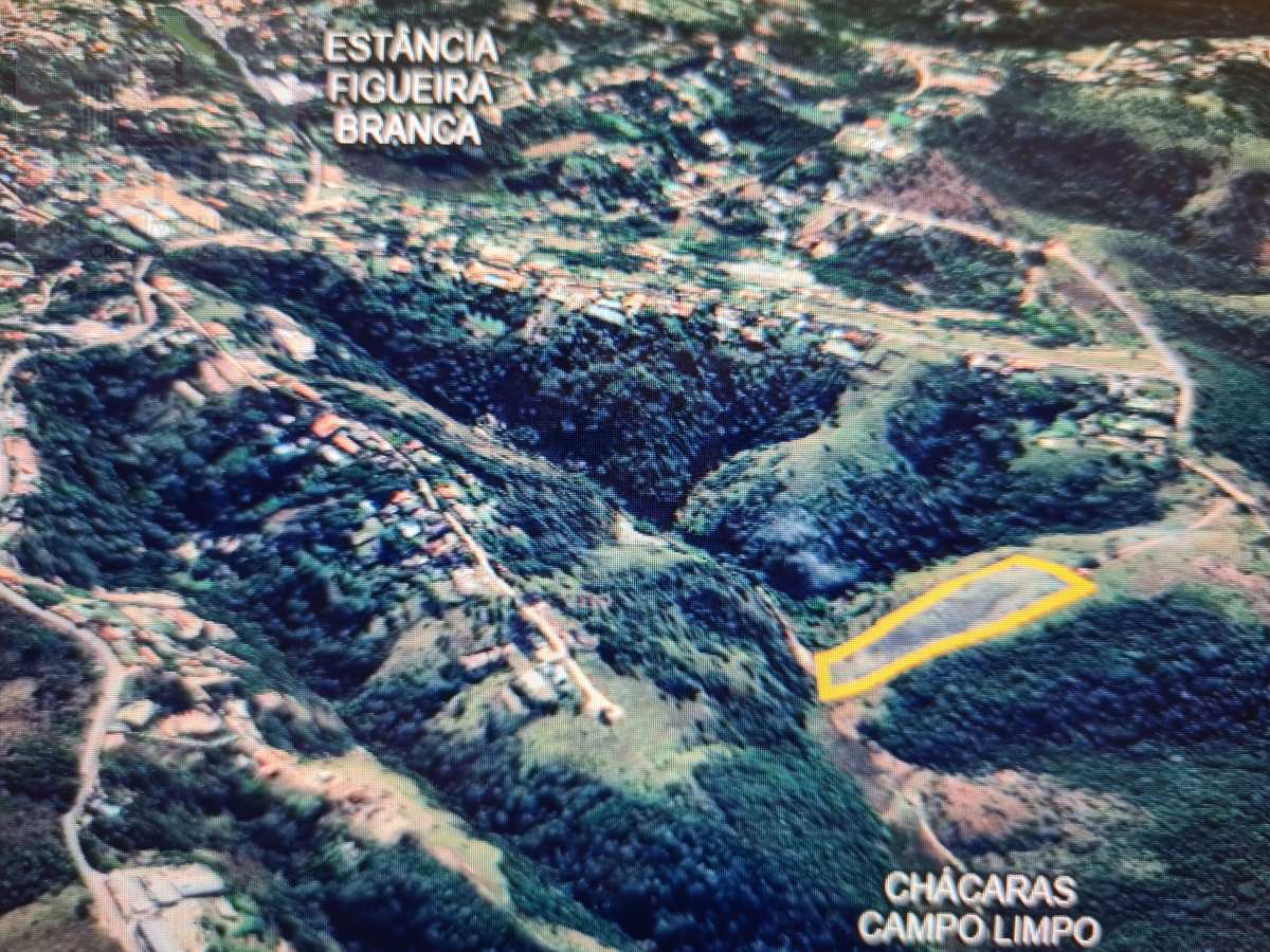 Lotes em Chácaras Campo LImpo (Estância Figueira Branca)